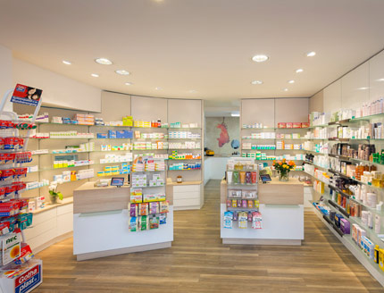 Apothekeneinrichtung